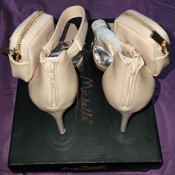 Anne Michelle Heeled Sandals - Picture 5 of 7